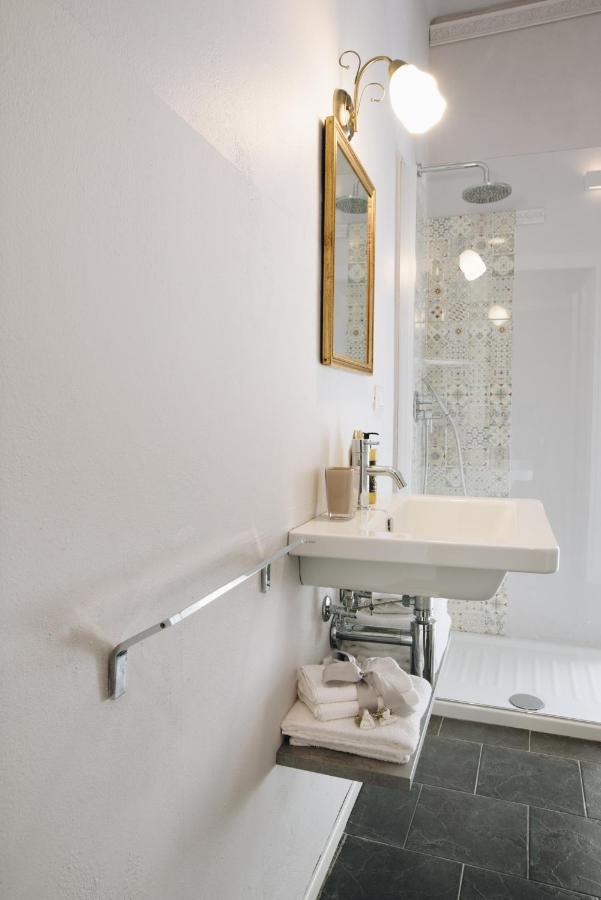 5 Terre Guest house 2*