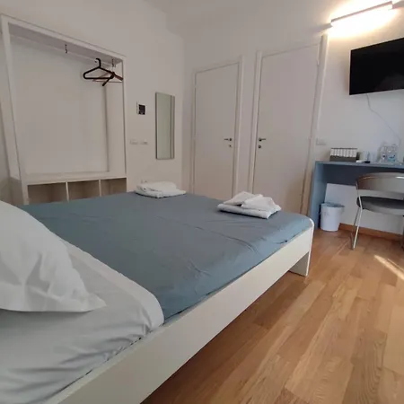 5 Terre Inn La Spezia Extérieur photo
